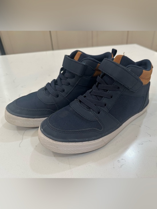 The Children's Place Other - Kids High-Top Casual Sneakers in Navy with Tan Accent- 2
